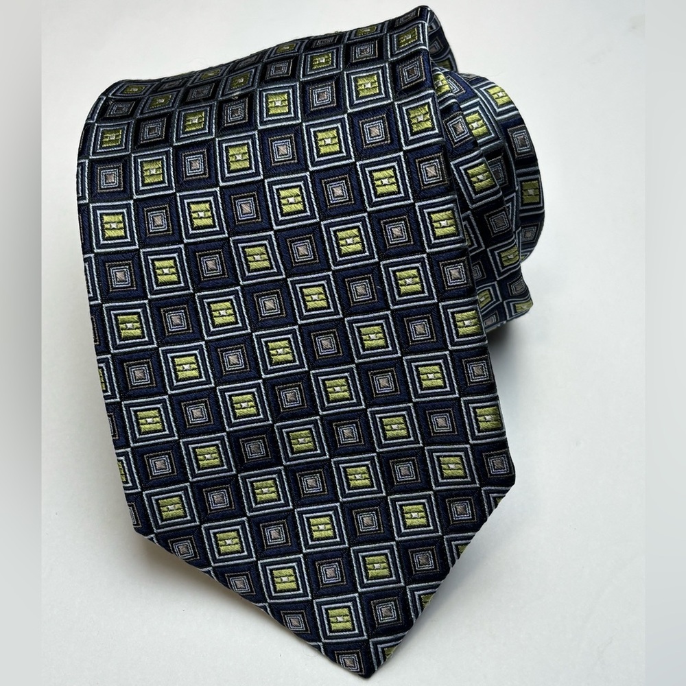 Drinkwater's Cambridge Dion Signature 100% silk tie‎